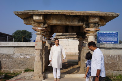 chaya-someswara-begin-darshan-1.jpg